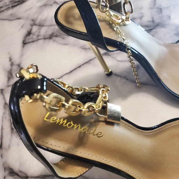 Sexy Gold and BLank Sandals - Picture 5 of 8